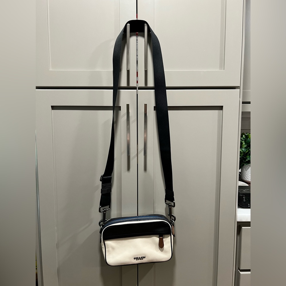 COACH Graham Leather Color Block Crossbody Bag (Unisex) 🔥 - Picture 16 of 16